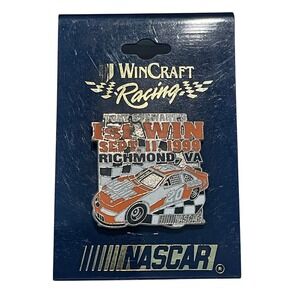 00421‎ - WinCraft Racing Tony Stewart 1st Win 1999 NASCAR Metal Pin Badge Carded